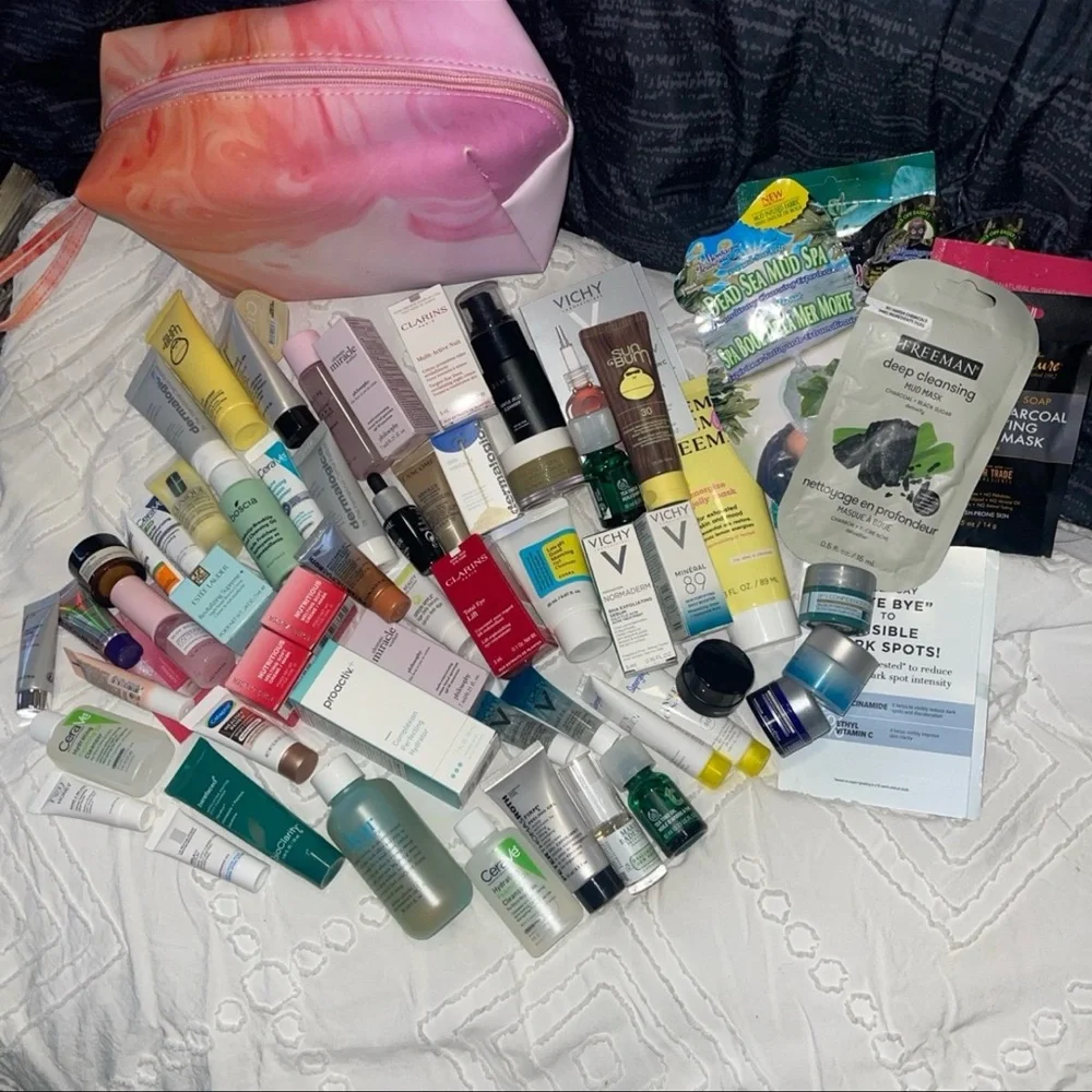 60+ Item Skincare Bundle - Lancome Estée Lauder Glow Recipe IT Cosmetics - Picture 1 of 4